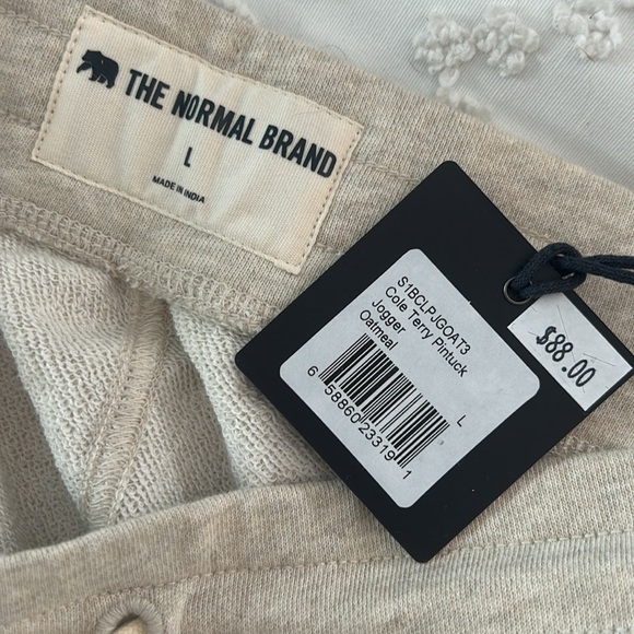 NWT The Normal Brand | Men's Cole Terry Pintuck Jogger - Large Oatmeal - Picture 4 of 4